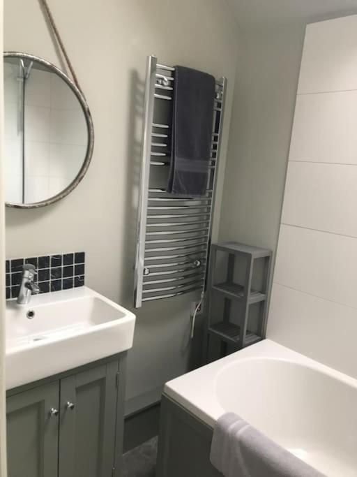 The Cowshed Apartment Salisbury Luaran gambar