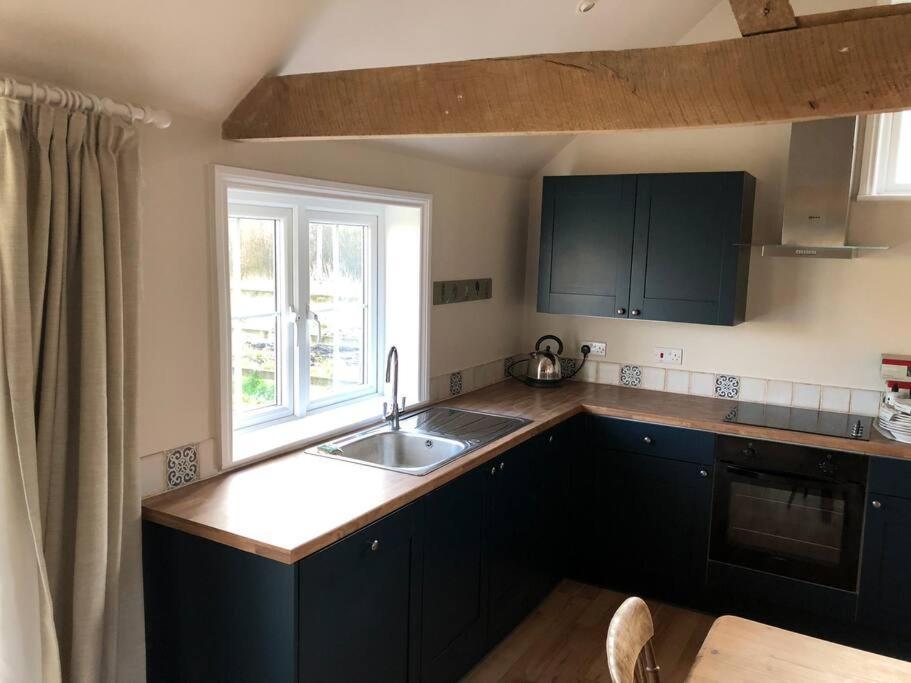 The Cowshed Apartment Salisbury Luaran gambar
